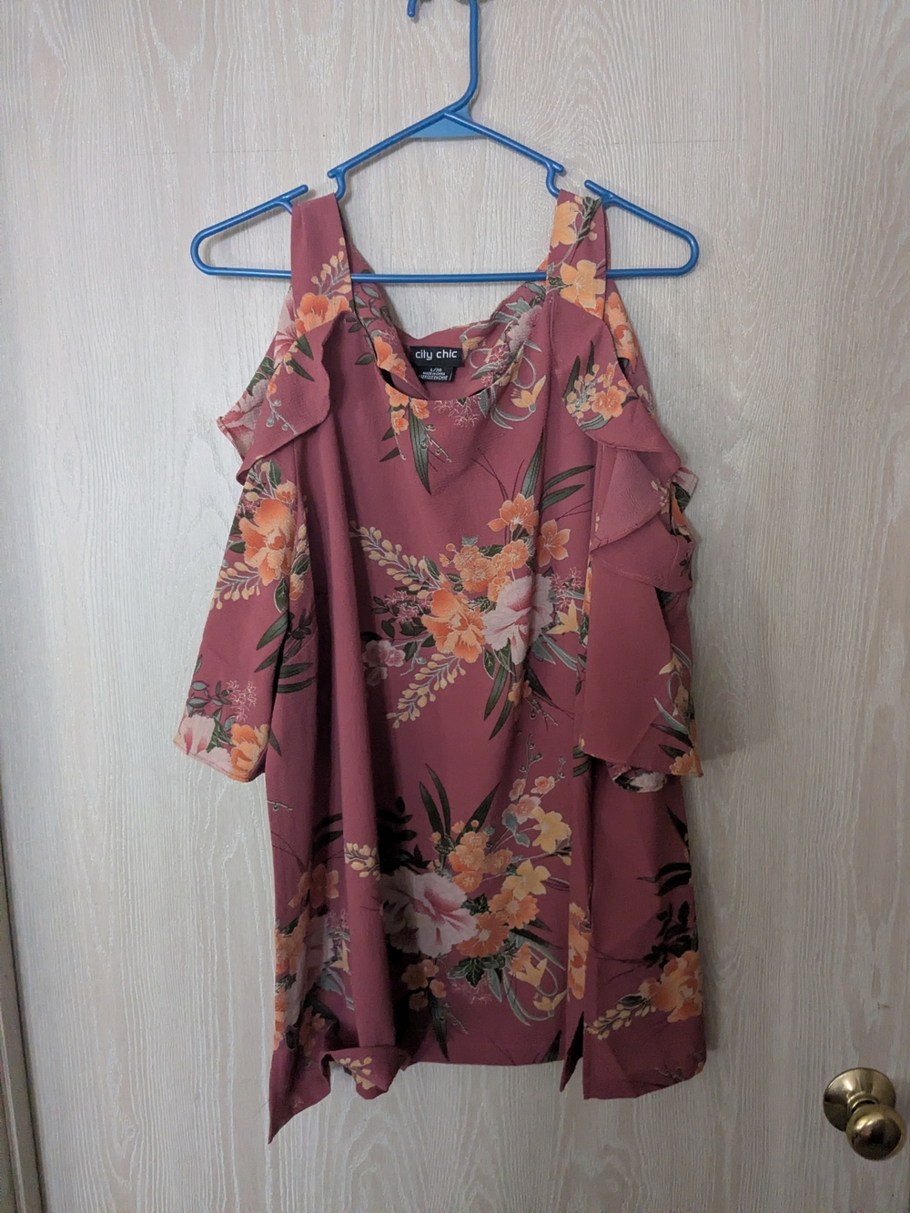 City Chic Rose-Mauve Floral Cold-Shoulder Blouse